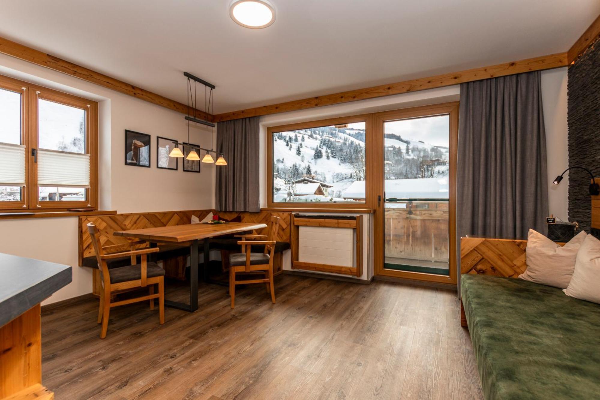 Apartment Gaestehaus Luggau Rauris Exteriör bild
